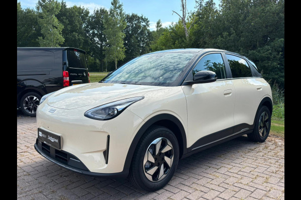 GEELY E2 Ultra 47 kWh 115 PK | Pre-order nu ! | 345 Km actieradius | Verwarmbare Voorstoelen & Stuurwiel | 540° Panoramische Camera | Elektrisch bedienbare achterklep | Draadloze Oplader Voor Smartphone