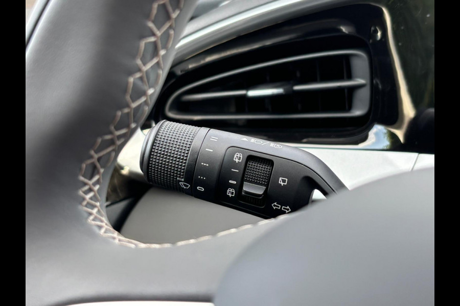 GEELY E2 Ultra 47 kWh 115 PK | Pre-order nu ! | 345 Km actieradius | Verwarmbare Voorstoelen & Stuurwiel | 540° Panoramische Camera | Elektrisch bedienbare achterklep | Draadloze Oplader Voor Smartphone