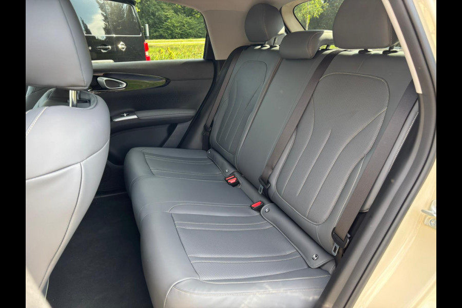 GEELY E2 Ultra 47 kWh 115 PK | Pre-order nu ! | 345 Km actieradius | Verwarmbare Voorstoelen & Stuurwiel | 540° Panoramische Camera | Elektrisch bedienbare achterklep | Draadloze Oplader Voor Smartphone