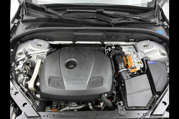 Volvo XC60 2.0 T6 Plug-in LongRange / AWD Plus Bright / Trekhaak / Panoramadak / Pdc+Camera / NL.Auto / Stoel-Stuurverwarming / Apk 02-2028