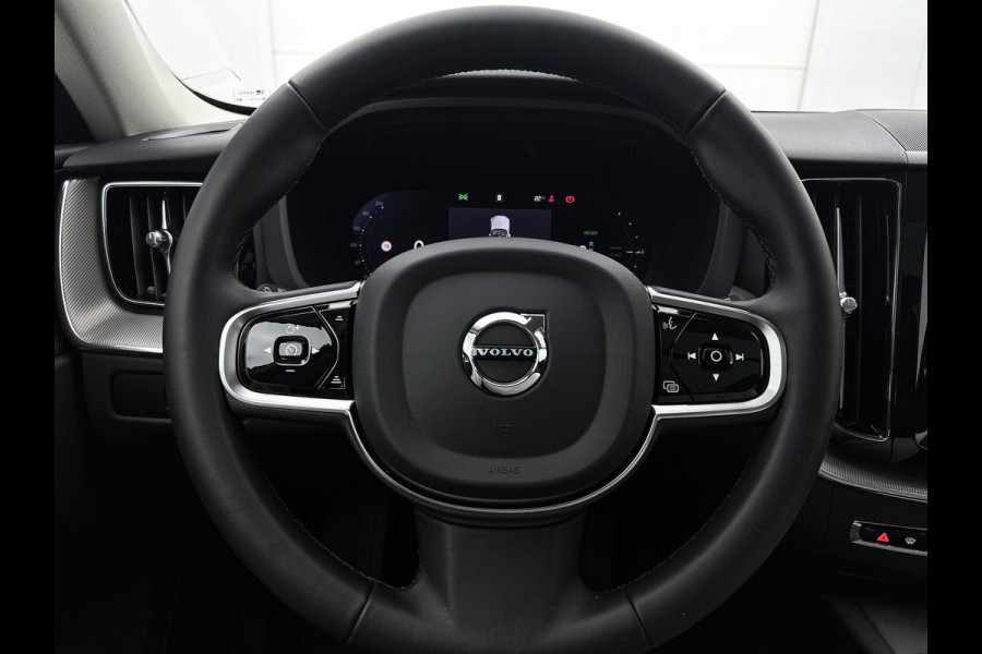 Volvo XC60 2.0 T6 Plug-in LongRange / AWD Plus Bright / Trekhaak / Panoramadak / Pdc+Camera / NL.Auto / Stoel-Stuurverwarming / Apk 02-2028