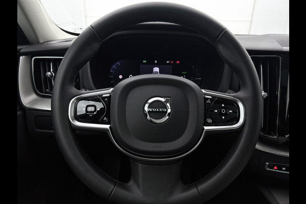 Volvo XC60 2.0 T6 Plug-in LongRange / AWD Plus Bright / Trekhaak / Panoramadak / Pdc+Camera / NL.Auto / Stoel-Stuurverwarming / Apk 02-2028