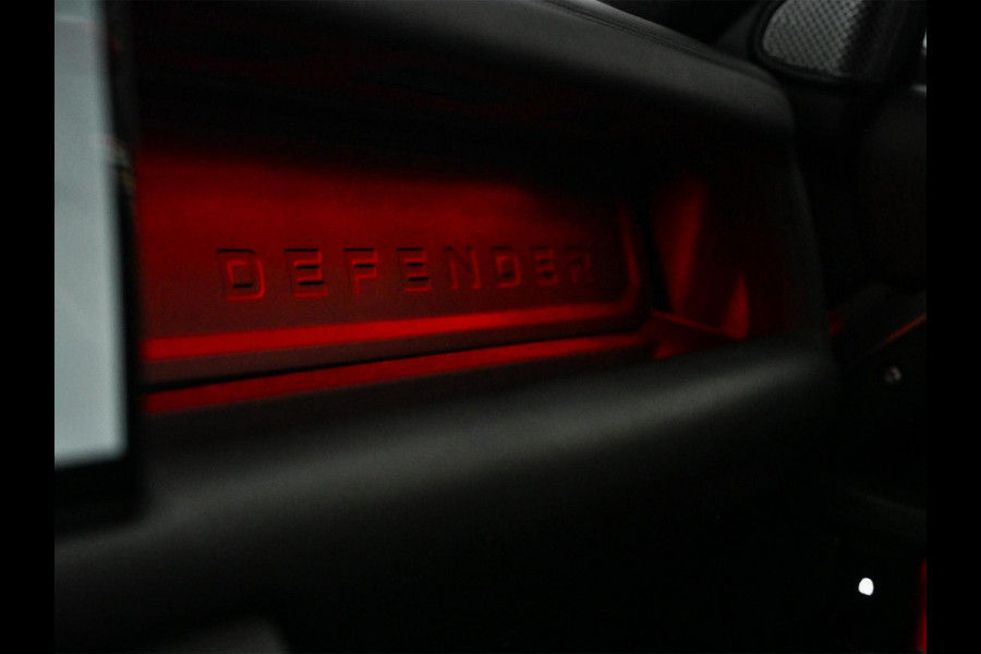Land Rover Defender 110 2.0 P400e 110 X-Dynamic HSE | Panoramadak | NL-Auto | Dealeronderhouden | Meridian Sound | HUD | 360 Camera | Luchtvering | Stoelverwarming + Ventilatie  | Memory Seats | Trekhaak | Koelbox | Ambiance Interieur |
