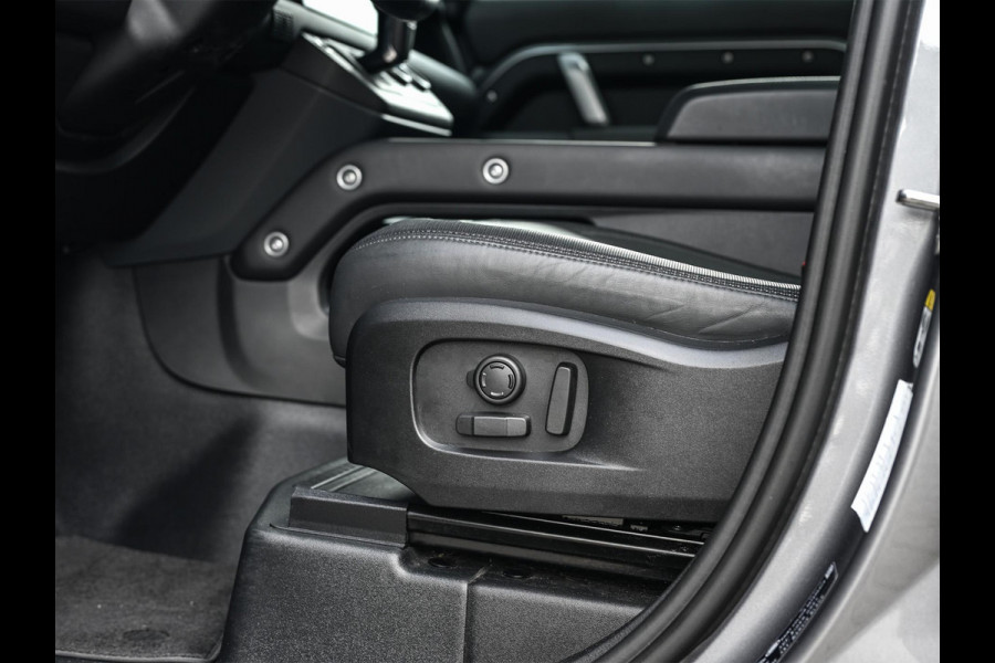 Land Rover Defender 110 2.0 P400e 110 X-Dynamic HSE | Panoramadak | NL-Auto | Dealeronderhouden | Meridian Sound | HUD | 360 Camera | Luchtvering | Stoelverwarming + Ventilatie  | Memory Seats | Trekhaak | Koelbox | Ambiance Interieur |