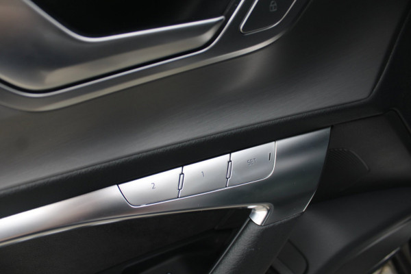 Audi A6 Avant 55 TFSI e Quattro S-Line Competition | S6 Diffuser | Pano | ACC | B&O | 360 | Memory