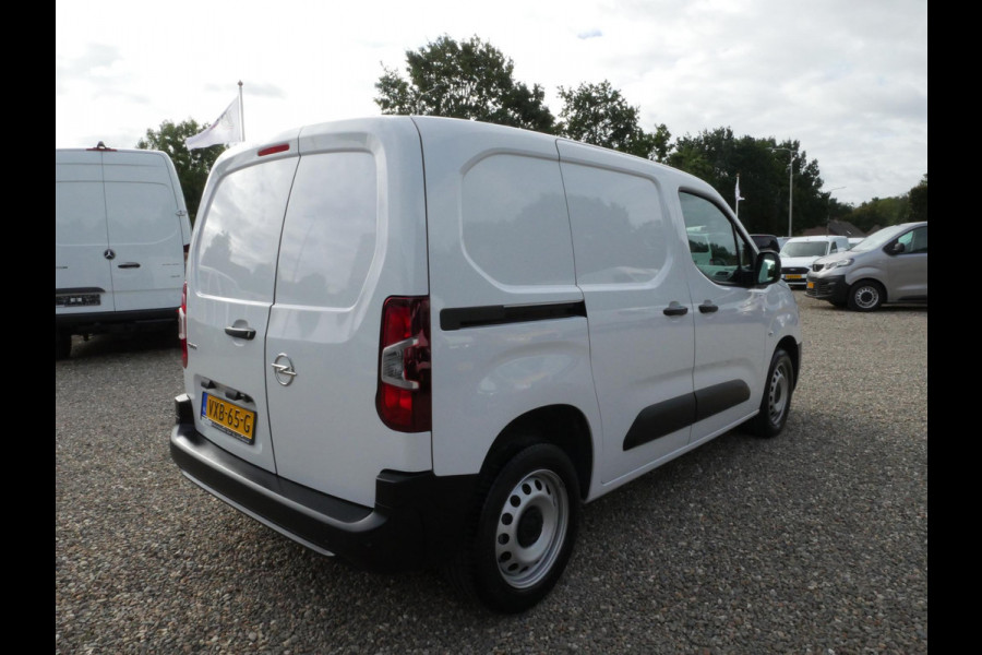 Opel Combo 1.5D 100PK L1 Airco 3-Zits Cruise Camera