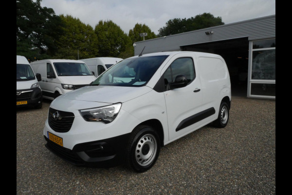 Opel Combo 1.5D 100PK L1 Airco 3-Zits Cruise Camera