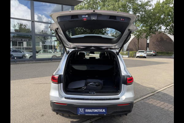 Mercedes-Benz EQB 300 4MATIC AMG Line 7p. 67 kWh VAN: 44.900,- VOOR: 41.440,- UW HERFSTVOORDEEL: 3.460,-  | SOH 98% | NIGHT PAKKET | 360 CAMERA| 7 PERSOONS | RIJKLAAR + 12 MND BOVAG GARANTIE | STOEL VERWARMING | DODE HOEK |