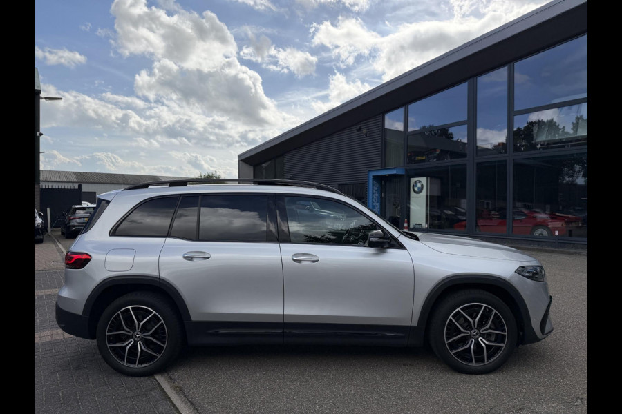 Mercedes-Benz EQB 300 4MATIC AMG Line 7p. 67 kWh VAN: 44.900,- VOOR: 41.440,- UW HERFSTVOORDEEL: 3.460,-  | SOH 98% | NIGHT PAKKET | 360 CAMERA| 7 PERSOONS | RIJKLAAR + 12 MND BOVAG GARANTIE | STOEL VERWARMING | DODE HOEK |