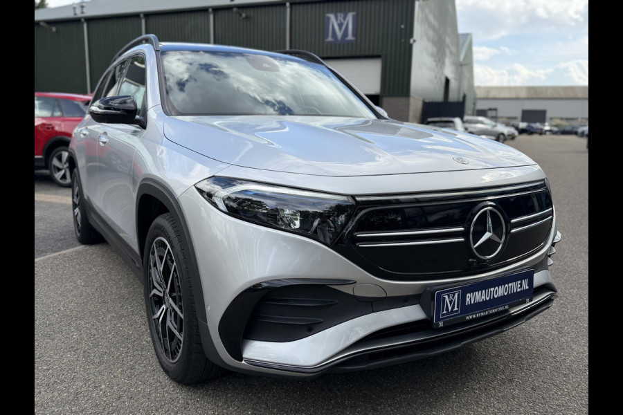 Mercedes-Benz EQB 300 4MATIC AMG Line 7p. 67 kWh VAN: 44.900,- VOOR: 41.440,- UW HERFSTVOORDEEL: 3.460,-  | SOH 98% | NIGHT PAKKET | 360 CAMERA| 7 PERSOONS | RIJKLAAR + 12 MND BOVAG GARANTIE | STOEL VERWARMING | DODE HOEK |