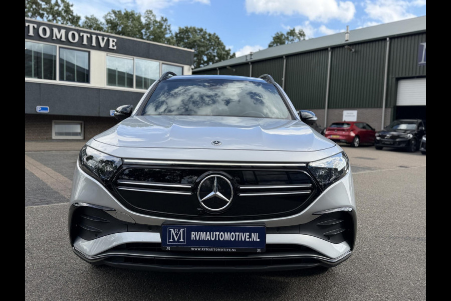 Mercedes-Benz EQB 300 4MATIC AMG Line 7p. 67 kWh VAN: 44.900,- VOOR: 41.440,- UW HERFSTVOORDEEL: 3.460,-  | SOH 98% | NIGHT PAKKET | 360 CAMERA| 7 PERSOONS | RIJKLAAR + 12 MND BOVAG GARANTIE | STOEL VERWARMING | DODE HOEK |