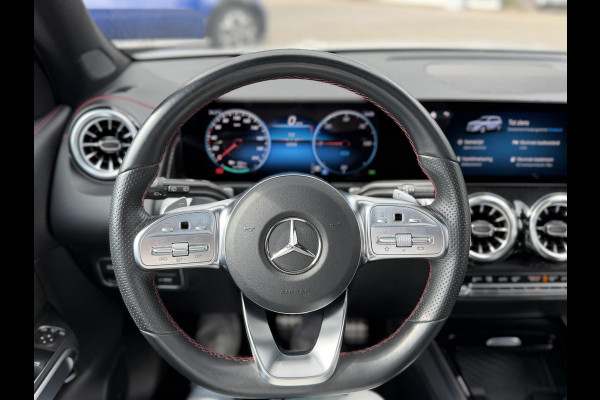 Mercedes-Benz EQB 300 4MATIC AMG Line 7p. 67 kWh VAN: 44.900,- VOOR: 41.440,- UW HERFSTVOORDEEL: 3.460,-  | SOH 98% | NIGHT PAKKET | 360 CAMERA| 7 PERSOONS | RIJKLAAR + 12 MND BOVAG GARANTIE | STOEL VERWARMING | DODE HOEK |