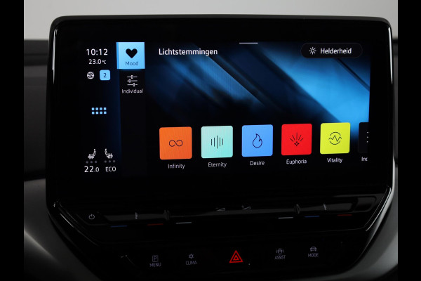 Volkswagen ID.4 Pro 77 kWh 204 Pk | SOH 96% | Navigatie | Panoramadak | Parkeersensoren (Park assist) | Achteruitrijcamera | Matrix LED koplampen | Keyless | Comfort pakket |