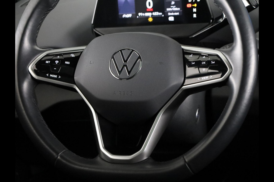 Volkswagen ID.4 Pro 77 kWh 204 Pk | SOH 96% | Navigatie | Panoramadak | Parkeersensoren (Park assist) | Achteruitrijcamera | Matrix LED koplampen | Keyless | Comfort pakket |