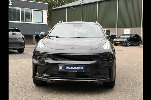 Lynk & Co 01 1.5 Core | NIEUW MODEL! | FABRIEKSGARANTIE T/M 2030! | CAMERA| STOELVERWARMING| APPLE CARPLAY| ADAPTIVE CRUISE CONTROL|