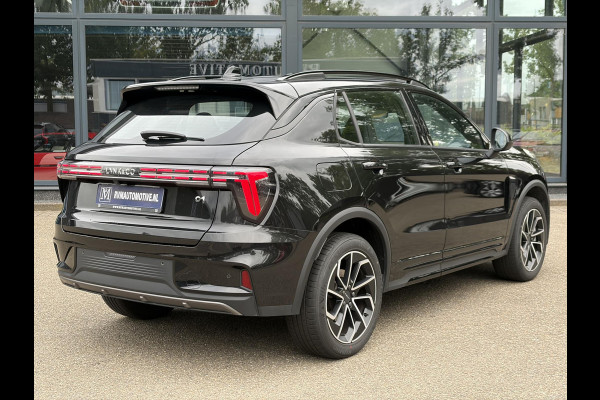 Lynk & Co 01 1.5 Core | NIEUW MODEL! | FABRIEKSGARANTIE T/M 2030! | CAMERA| STOELVERWARMING| APPLE CARPLAY| ADAPTIVE CRUISE CONTROL|