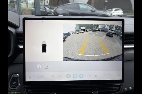 Lynk & Co 01 1.5 Core | NIEUW MODEL! | FABRIEKSGARANTIE T/M 2030! | CAMERA| STOELVERWARMING| APPLE CARPLAY| ADAPTIVE CRUISE CONTROL|