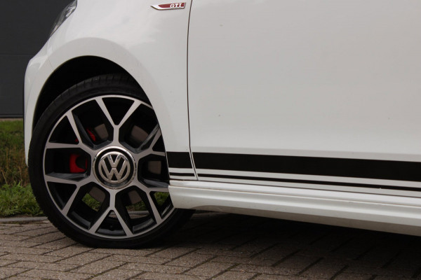 Volkswagen up! 1.0 GTI BeatsAudio Schuifdak 116pk! Camera