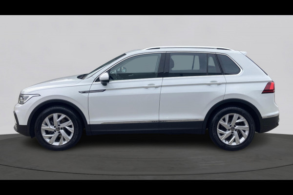 Volkswagen Tiguan 1.5 TSI 150pk DSG Life Business | Panoramadak | Wekl. trekhaak | Keyless | Stoelverwarming