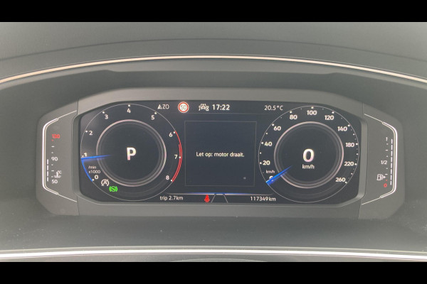 Volkswagen Tiguan 1.5 TSI 150pk DSG Life Business | Panoramadak | Wekl. trekhaak | Keyless | Stoelverwarming