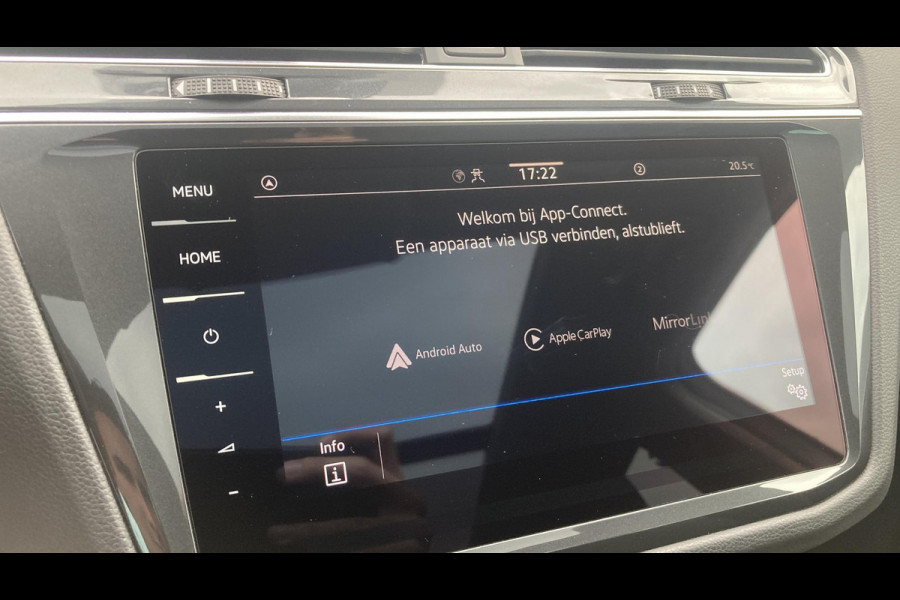 Volkswagen Tiguan 1.5 TSI 150pk DSG Life Business | Panoramadak | Wekl. trekhaak | Keyless | Stoelverwarming
