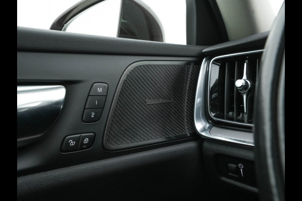 Volvo V60 Cross Country 2.0 D4 AWD Pro Aut. *LEATHER | FULL-LED | HARMAN/KARDON-AUDIO | NAVI-FULLMAP | MEMORY-PACK | BLIND-SPOT | DIGI-COCKPIT | HEATED/VENTILATED-CONTOURSEATS | CAMERA | ECC | PDC | CRUISE | TOWBAR | 18''ALU*