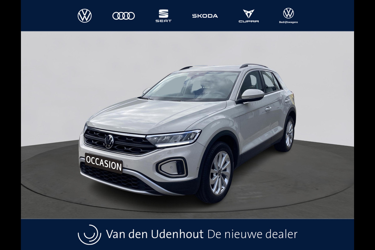 Volkswagen T-Roc 1.5 TSI Life Business Ascot grey | Stoelverwarming | Keyless | Navigatie | Acc