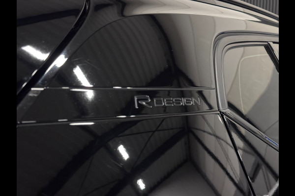 Volvo XC40 2.0 T5 AWD R-Design PANO | HARMAN KARDON | 360 CAM | VOL OPTIES!