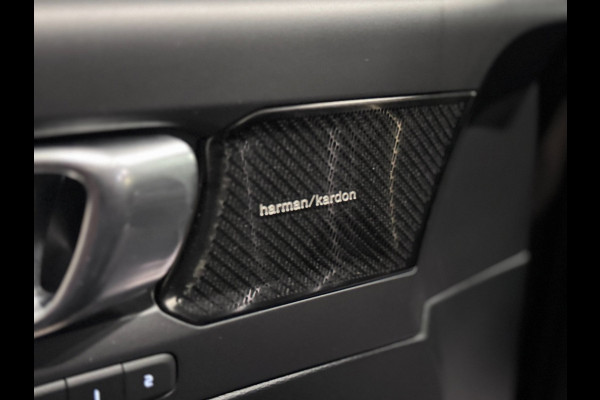 Volvo XC40 2.0 T5 AWD R-Design PANO | HARMAN KARDON | 360 CAM | VOL OPTIES!