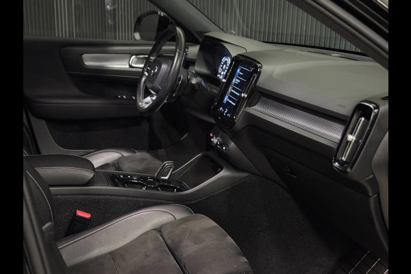 Volvo XC40 2.0 T5 AWD R-Design PANO | HARMAN KARDON | 360 CAM | VOL OPTIES!