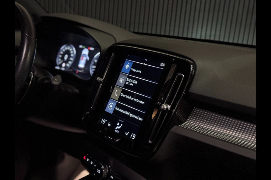Volvo XC40 2.0 T5 AWD R-Design PANO | HARMAN KARDON | 360 CAM | VOL OPTIES!