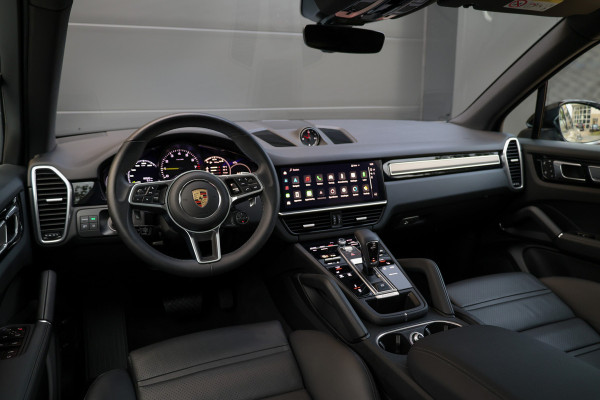 Porsche Cayenne 3.0 E-Hybrid Platinum Edition | NAP! | PANO | 360 | BOSE | LUCHTVERING | SOFT CLOSE | MEMORY | 22 INCH |