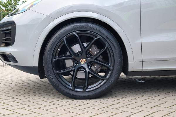 Porsche Cayenne 3.0 E-Hybrid Platinum Edition | NAP! | PANO | 360 | BOSE | LUCHTVERING | SOFT CLOSE | MEMORY | 22 INCH |