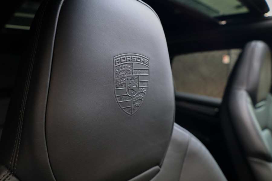 Porsche Cayenne 3.0 E-Hybrid Platinum Edition | NAP! | PANO | 360 | BOSE | LUCHTVERING | SOFT CLOSE | MEMORY | 22 INCH |