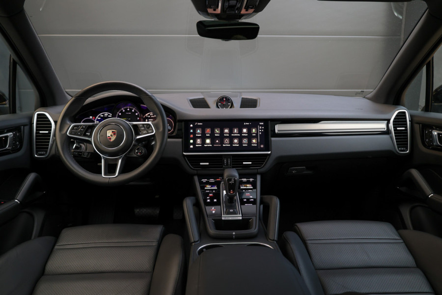 Porsche Cayenne 3.0 E-Hybrid Platinum Edition | NAP! | PANO | 360 | BOSE | LUCHTVERING | SOFT CLOSE | MEMORY | 22 INCH |