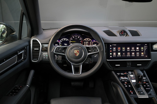 Porsche Cayenne 3.0 E-Hybrid Platinum Edition | NAP! | PANO | 360 | BOSE | LUCHTVERING | SOFT CLOSE | MEMORY | 22 INCH |