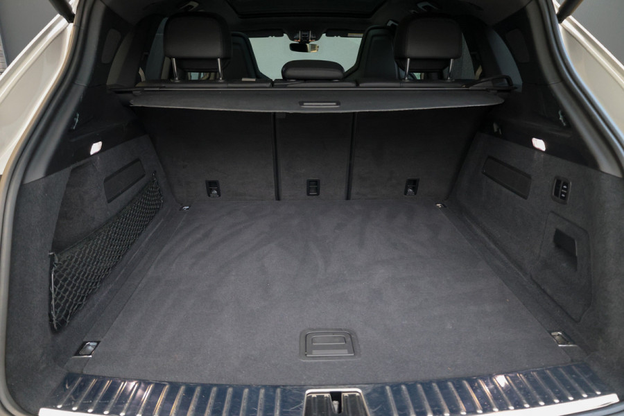 Porsche Cayenne 3.0 E-Hybrid Platinum Edition | NAP! | PANO | 360 | BOSE | LUCHTVERING | SOFT CLOSE | MEMORY | 22 INCH |