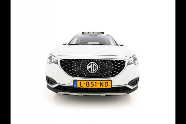 MG ZS EV Luxury 45 kWh {SoH-87%} (INCL-BTW) Aut. *PANO | LEATHER | CCS-FASTLOADER | KEYLESS | NAVI-FULLMAP | ADAPTIVE-CRUISE | CAMERA | HEATED-SPORTSEATS | CARPLAY | BLINDSPOT | DAB | LANE-ASSIST | 17''ALU*