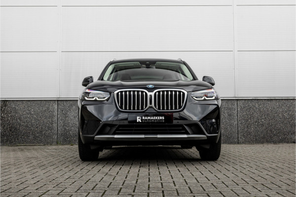 BMW X3 xDrive30e SOH 99% / LED / Camera / All-Season / Carplay /