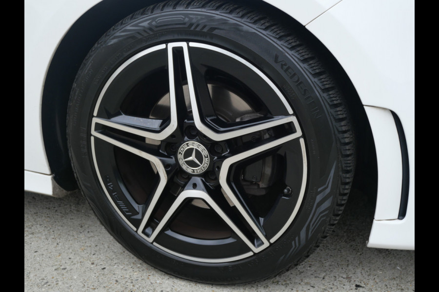 Mercedes-Benz A-Klasse 180 BUSINESS SOLUTION AMG | AUTOMAAT | WIDESCREEN | SFEER | NL-AUTO!!