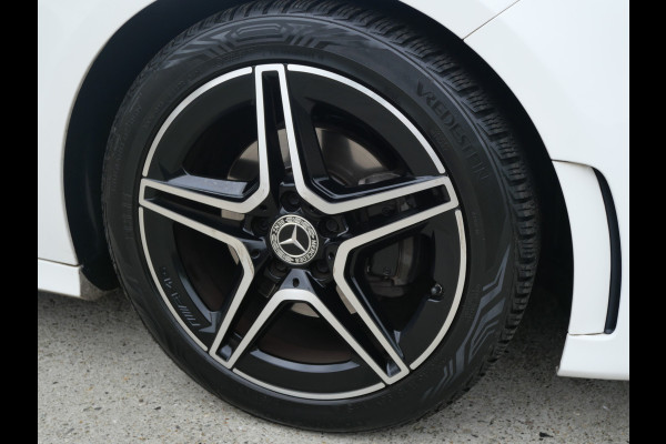 Mercedes-Benz A-Klasse 180 BUSINESS SOLUTION AMG | AUTOMAAT | WIDESCREEN | SFEER | NL-AUTO!!