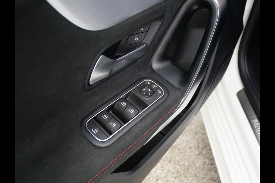 Mercedes-Benz A-Klasse 180 BUSINESS SOLUTION AMG | AUTOMAAT | WIDESCREEN | SFEER | NL-AUTO!!