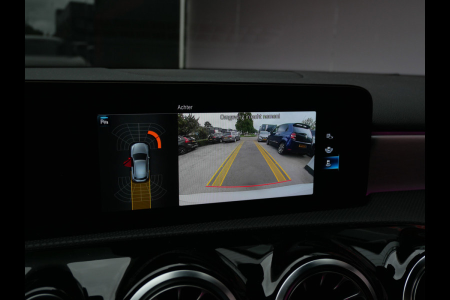 Mercedes-Benz A-Klasse 180 BUSINESS SOLUTION AMG | AUTOMAAT | WIDESCREEN | SFEER | NL-AUTO!!