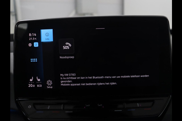 Volkswagen ID.3 First Max 58 kWh | SOH 92.0% | Panoramadak | Adaptive cruise | Stuur/stoel verwarming | Carplay | Camera | Sfeerverlichting | Trekhaak |