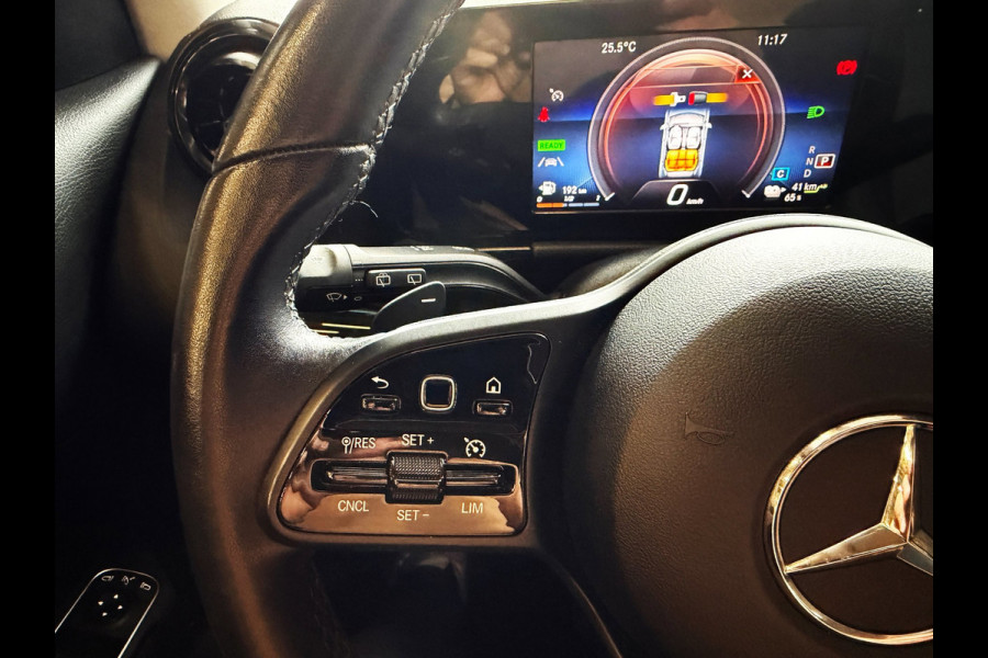 Mercedes-Benz GLA 250 e Luxury Line Camera_Carplay_Leder_zeer nette auto