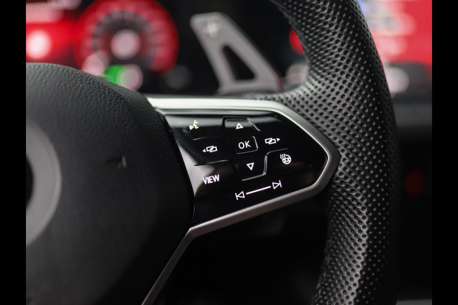 Volkswagen Golf 1.4 eHybrid GTE | Stoel/Stuurverw. | Carplay | IQ Light | PDC | 3-Zone Airco