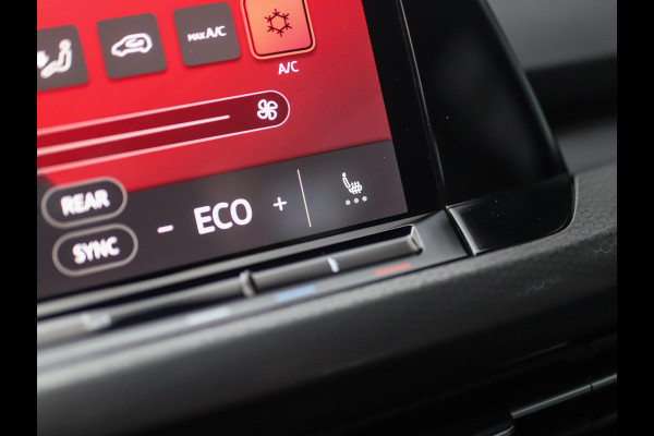 Volkswagen Golf 1.4 eHybrid GTE | Stoel/Stuurverw. | Carplay | IQ Light | PDC | 3-Zone Airco