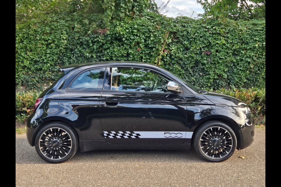 Fiat 500 42 kWh Top SoH 93% CarPlay Special Edition Amaretto Rund Leder interieur 2e Eig NAP