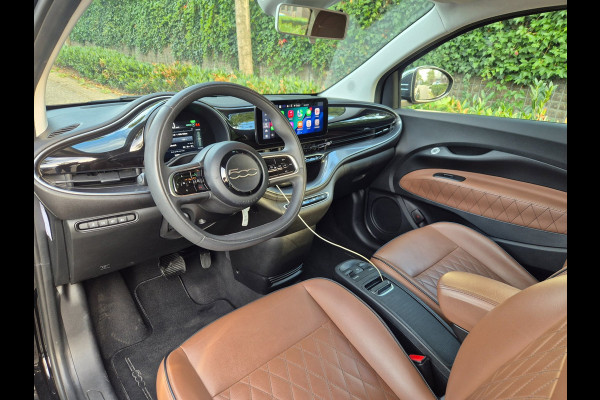 Fiat 500 42 kWh Top SoH 93% CarPlay Special Edition Amaretto Rund Leder interieur 2e Eig NAP