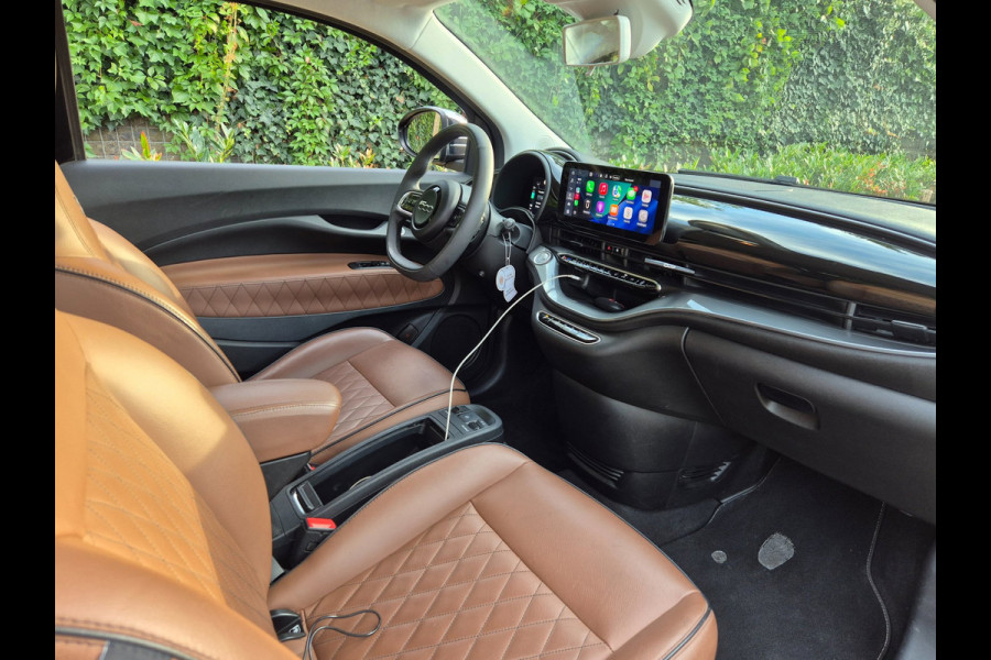 Fiat 500 42 kWh Top SoH 93% CarPlay Special Edition Amaretto Rund Leder interieur 2e Eig NAP